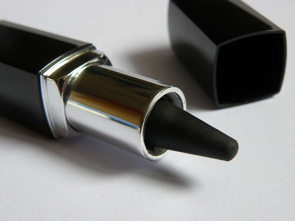 Rekomendasi Skincare untuk Menghilangkan Kerutan di Bawah Mata