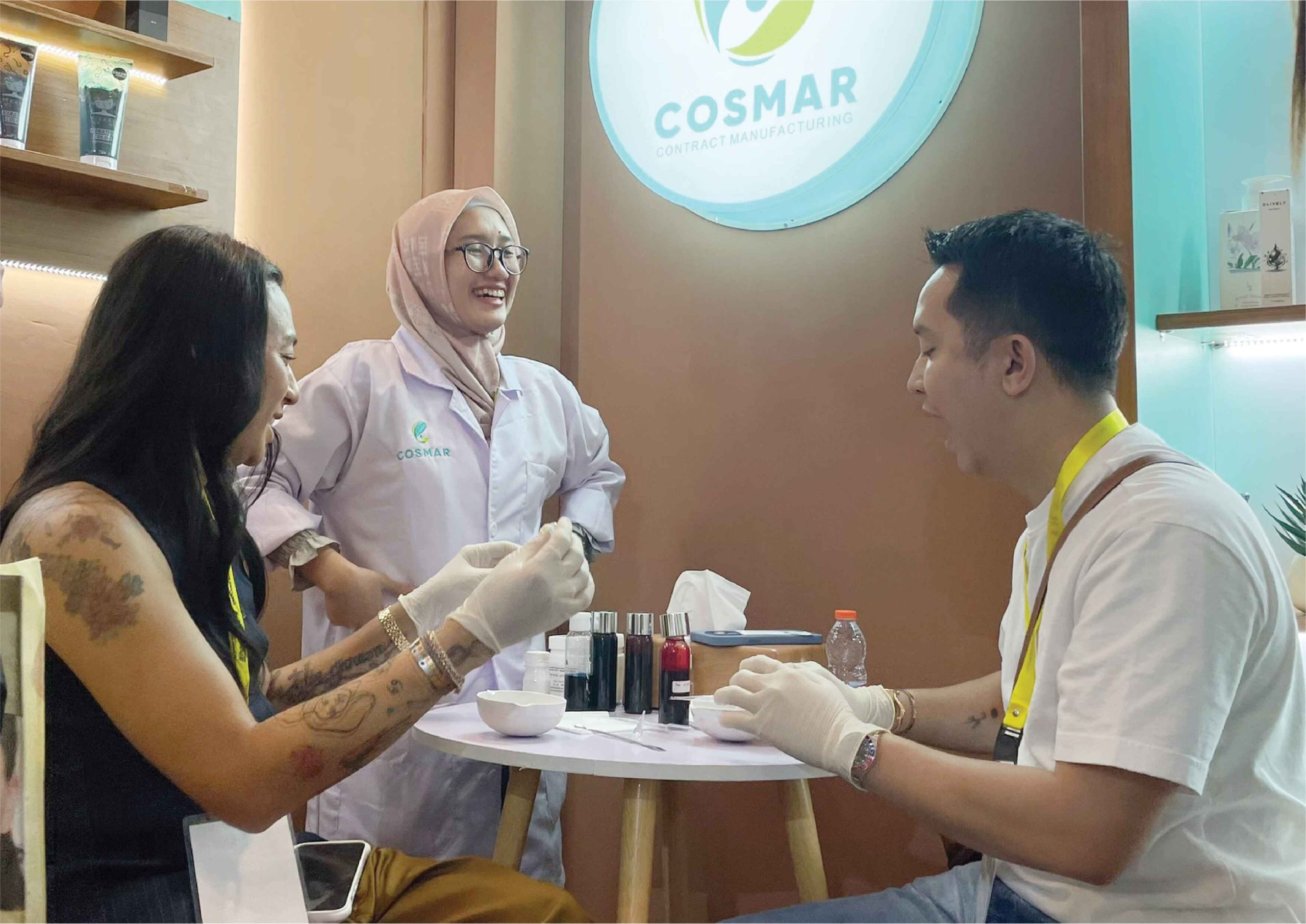 pengertian maklon kosmetik